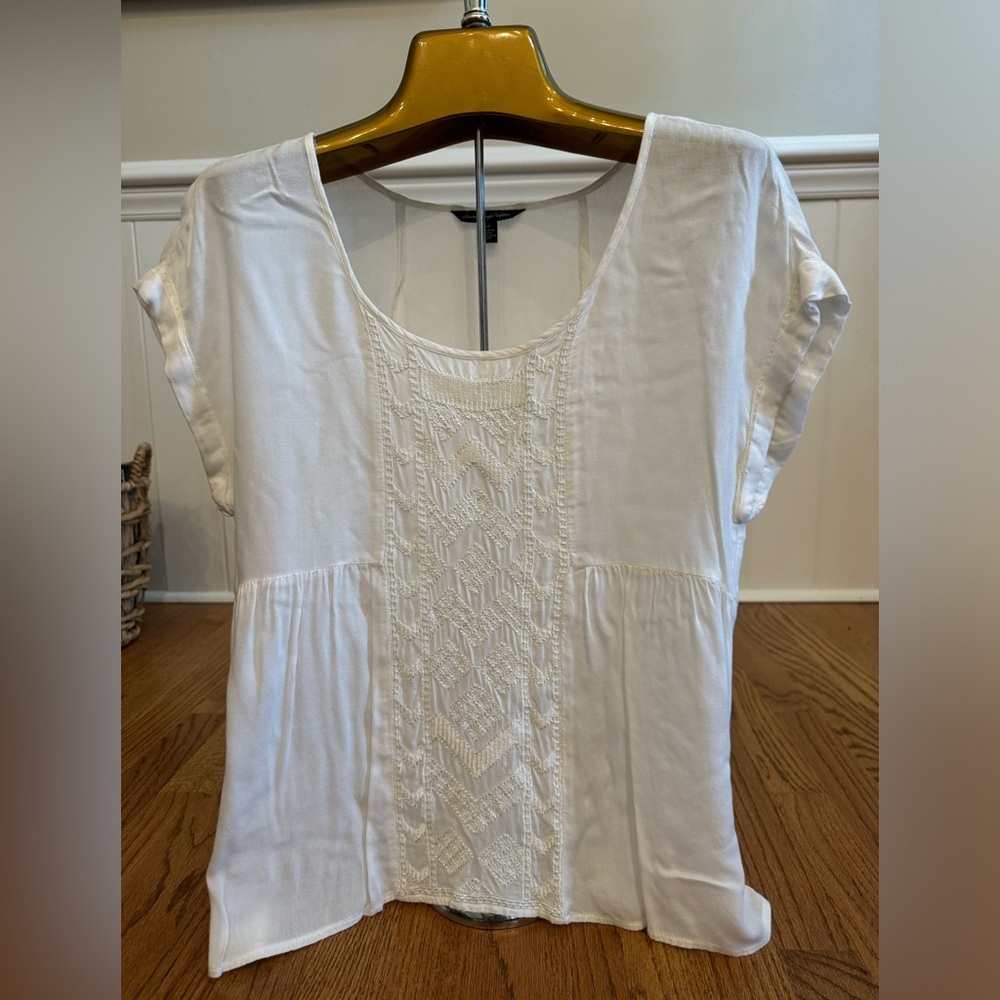 American Eagle Outfitters White Short Sleeve Crochet-Panel Top